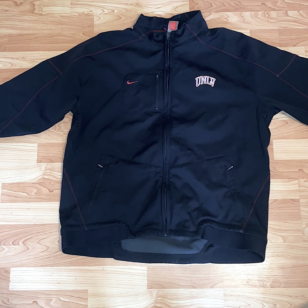 *Nike* UNLV Rebels Men’s Black Zip Up lightweight jacket